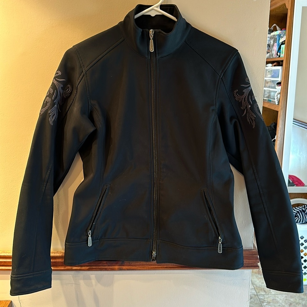 Women’s Ariat soft shell jacket